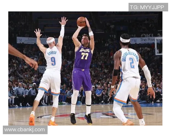 末节失速难敌尼克斯！东契奇砍下30+15，湖人败北交易迫在眉睫